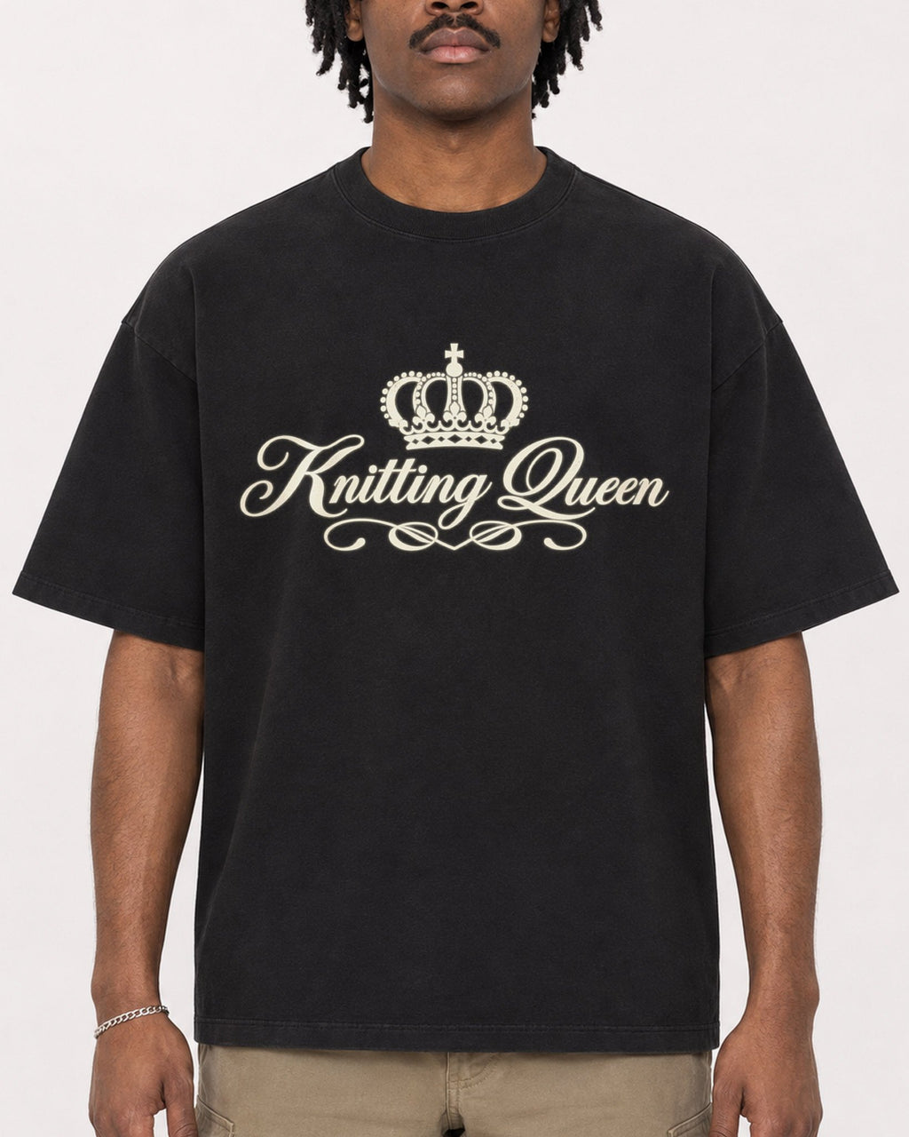 Mockup Boxy Heavyweight Tee Black male close-up 04