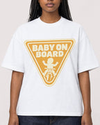 Mockup Boxy Heavyweight Tee White female close-up 04
