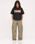 Mockup Boxy Heavyweight Tee Black female full-body 06