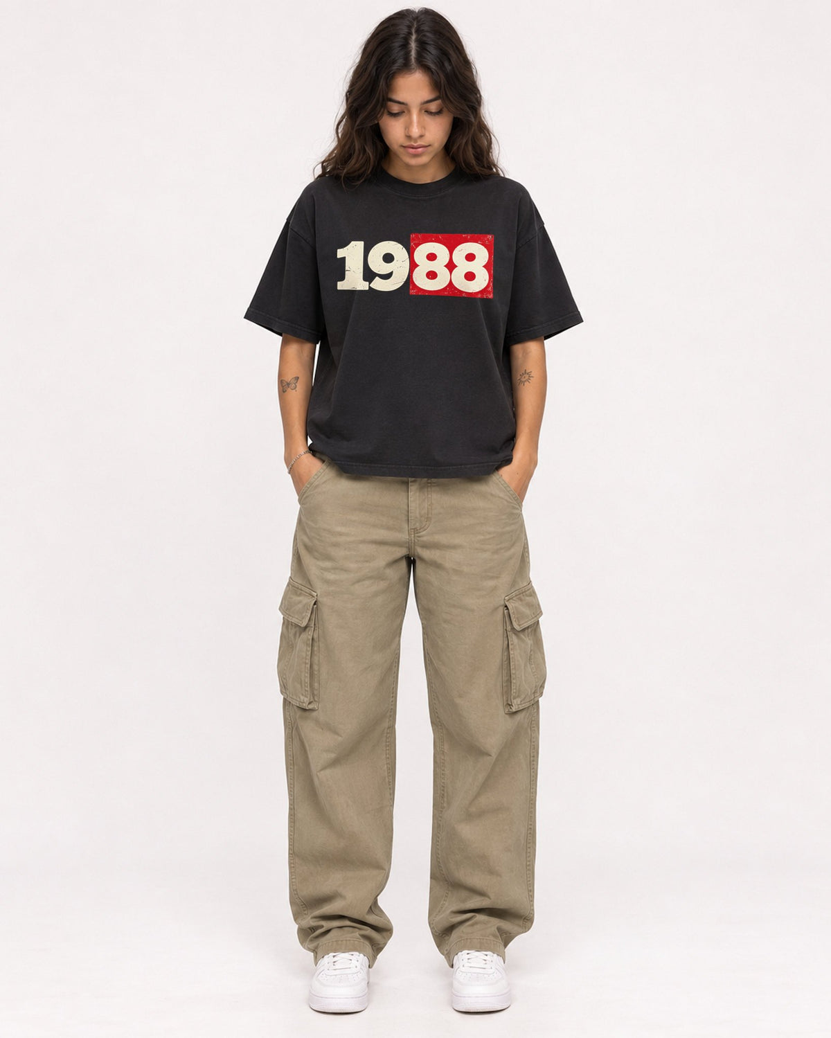 Mockup Boxy Heavyweight Tee Black female full-body 06
