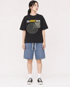 Mockup Boxy Heavyweight Tee Black female full-body 21