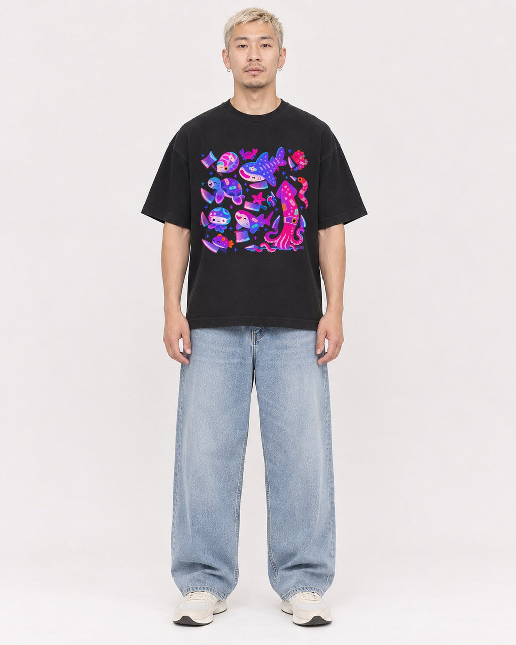 Mockup Boxy Heavyweight Tee Black male full-body 33