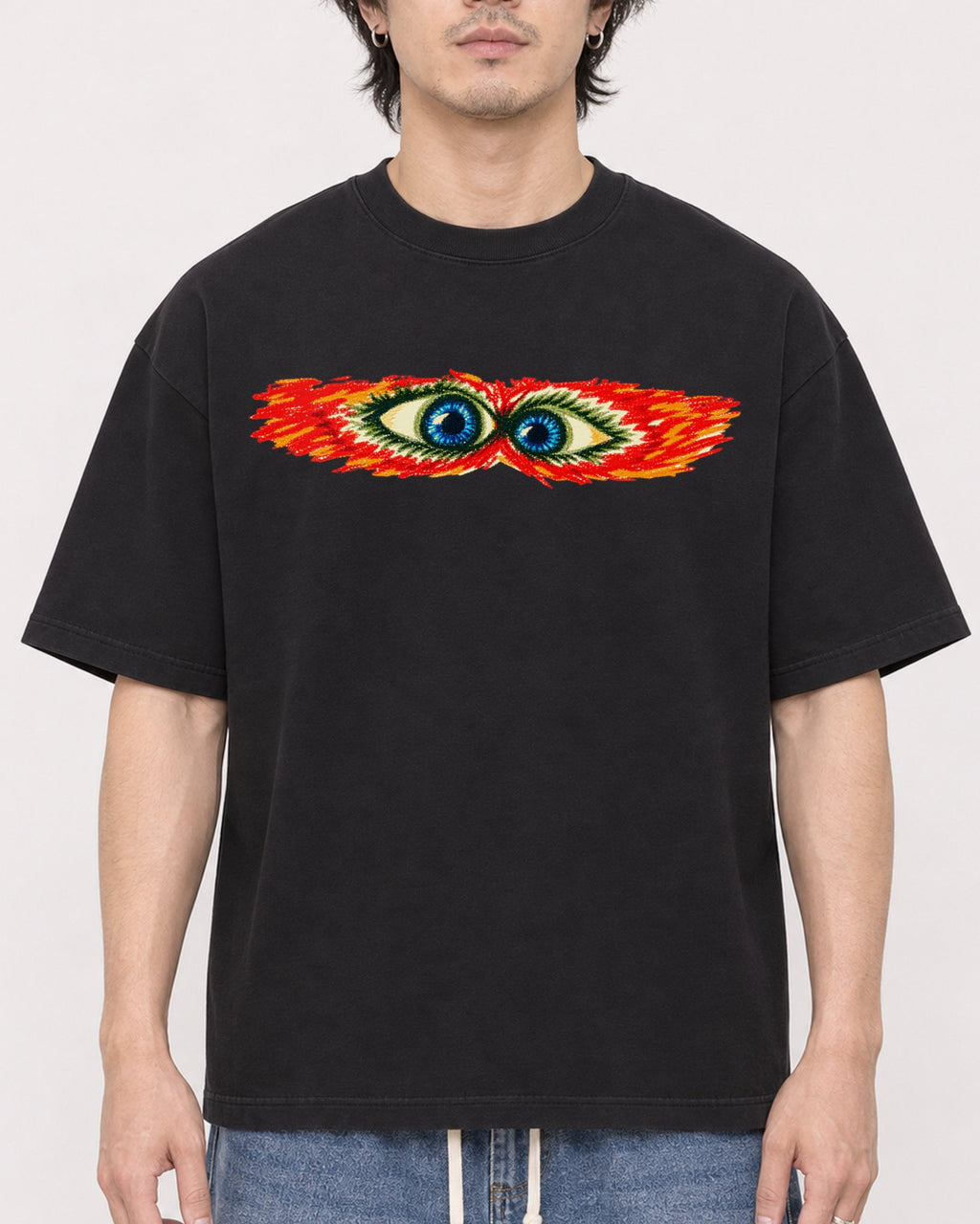 Mockup Boxy Heavyweight Tee Black male close-up 03