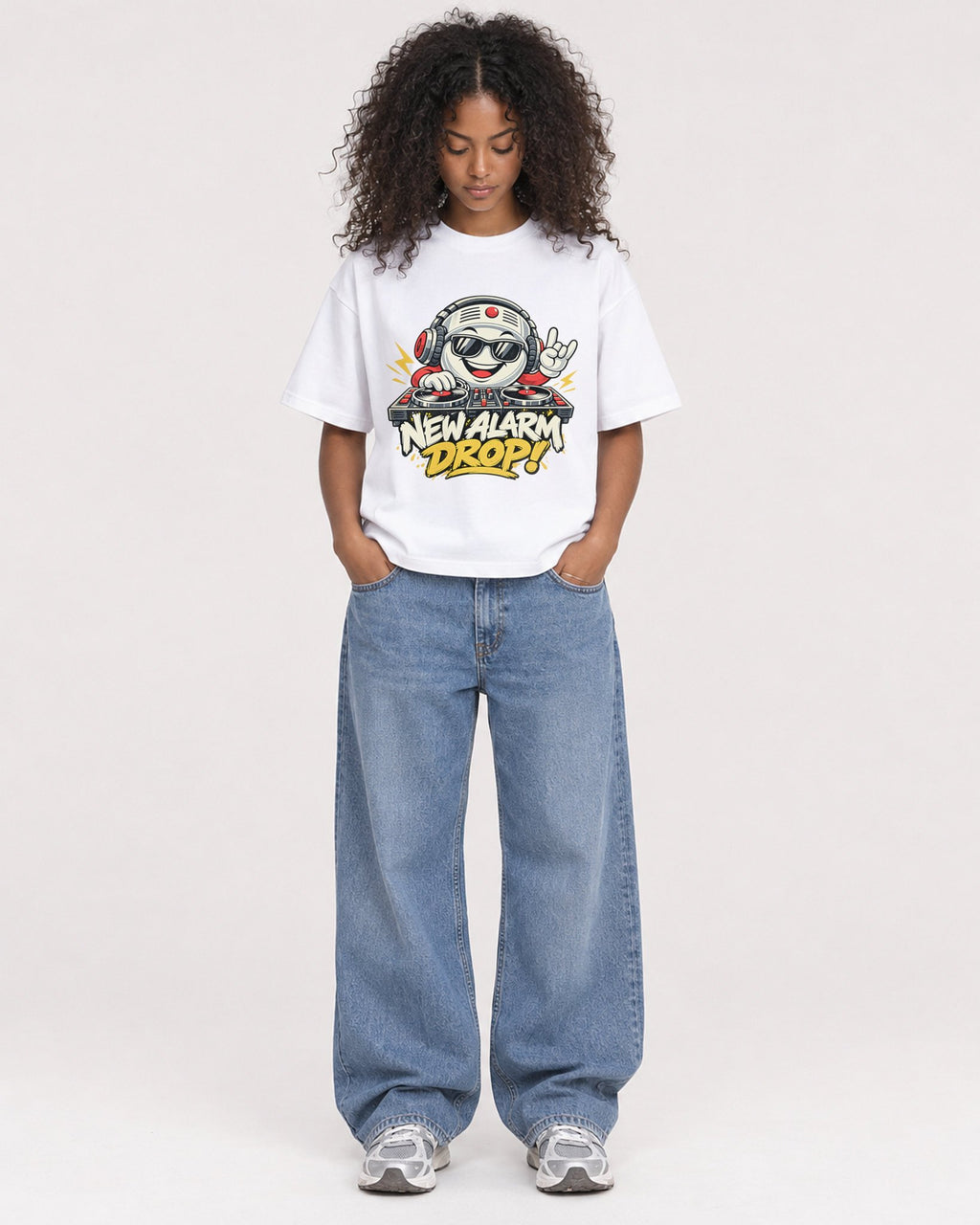 Mockup Boxy Heavyweight Tee White female full-body 05