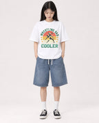 Mockup Boxy Heavyweight Tee White female full-body 01