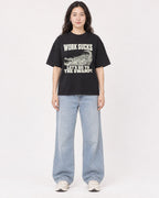 Mockup Boxy Heavyweight Tee Black female full-body 03