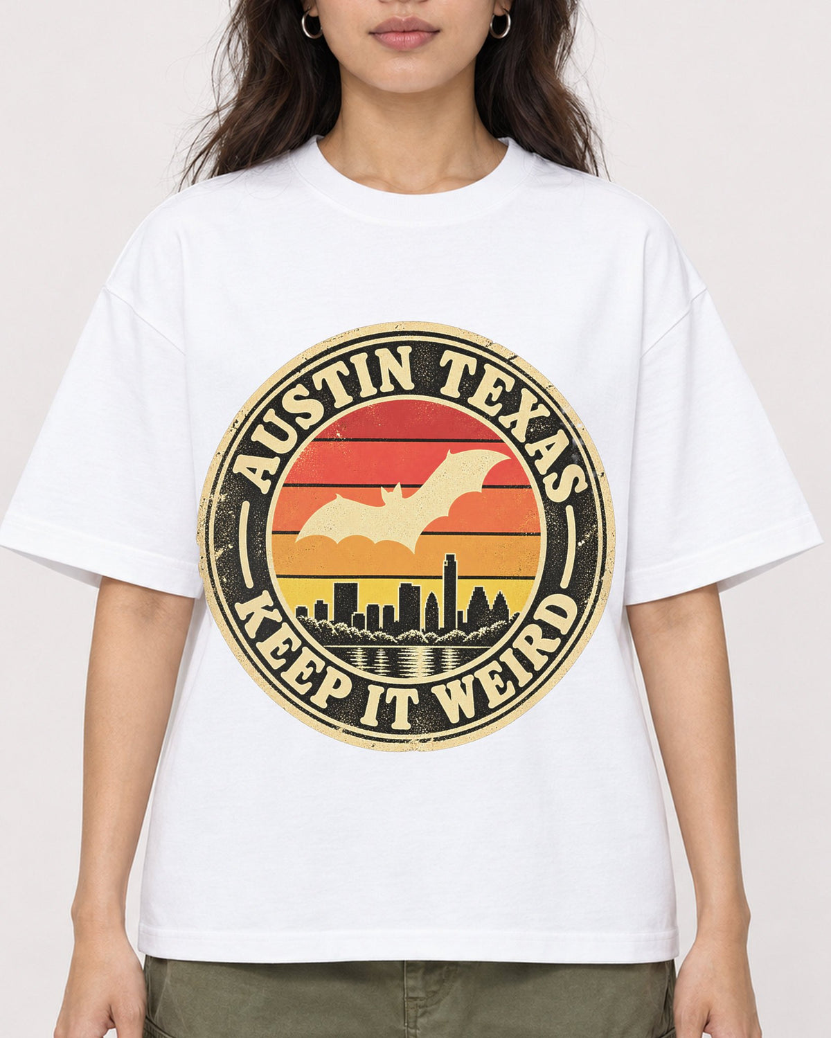 Mockup Boxy Heavyweight Tee White female close-up 02