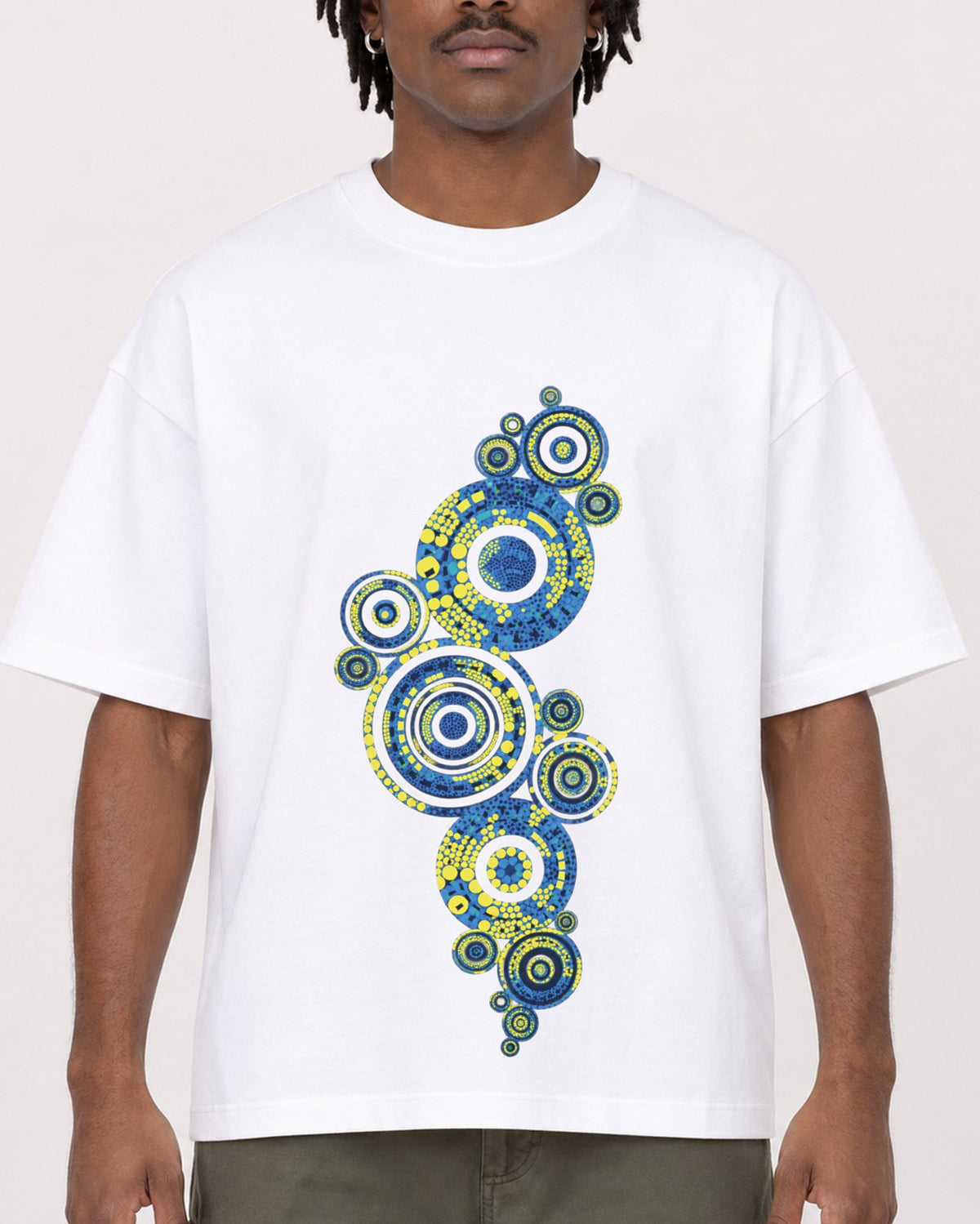 Mockup Boxy Heavyweight Tee White male close-up 04