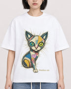 Mockup Boxy Heavyweight Tee White female close-up 11