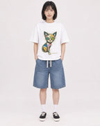 Mockup Boxy Heavyweight Tee White female full-body 11