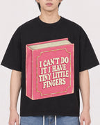 Mockup Boxy Heavyweight Tee Black male close-up 11