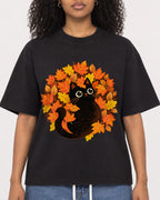 Mockup Boxy Heavyweight Tee Black female close-up 05