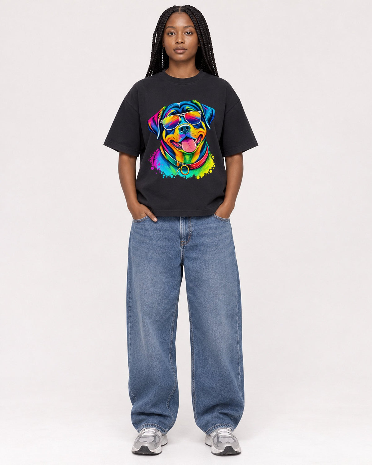 Mockup Boxy Heavyweight Tee Black female full-body 04