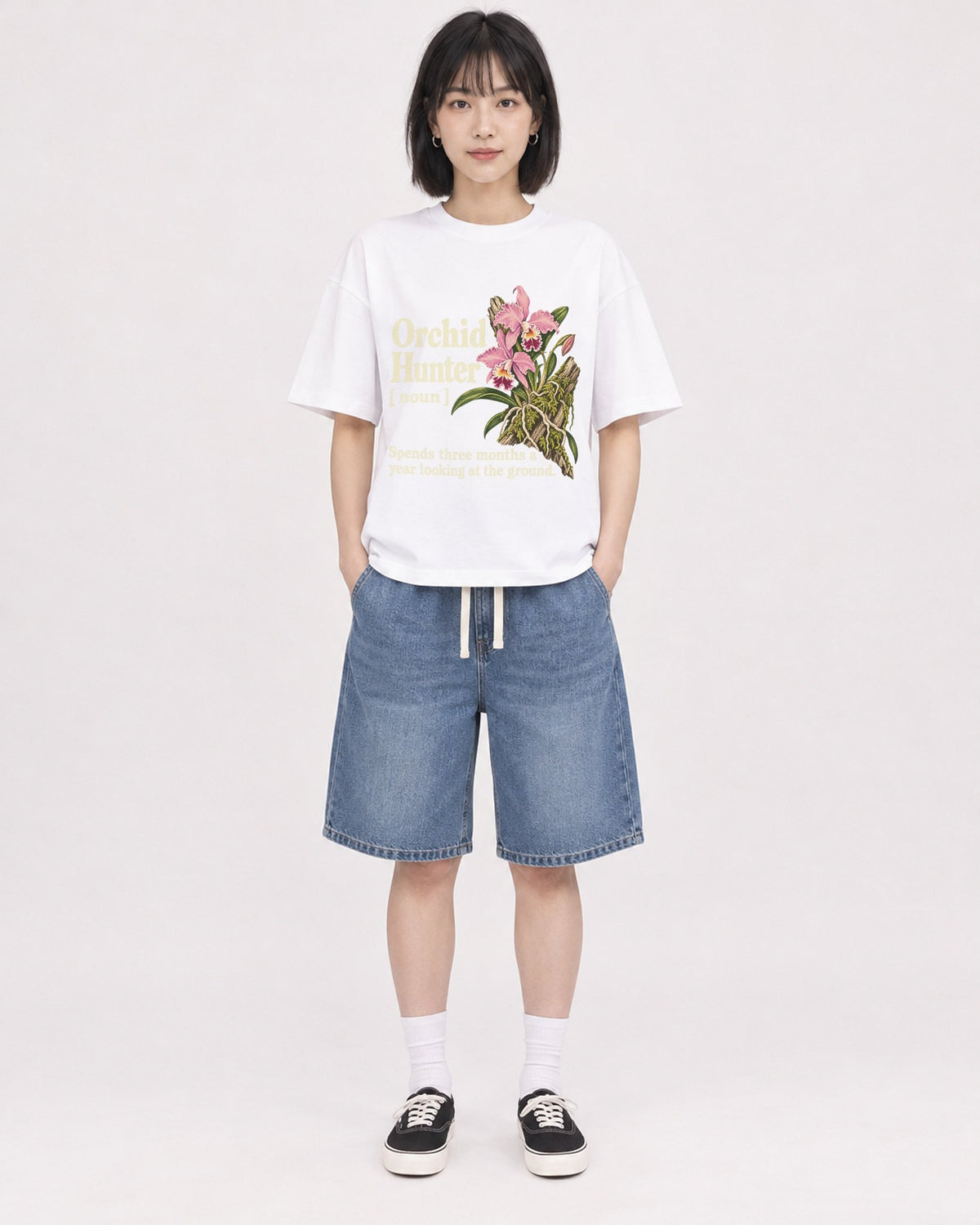Mockup Boxy Heavyweight Tee White female full-body 11