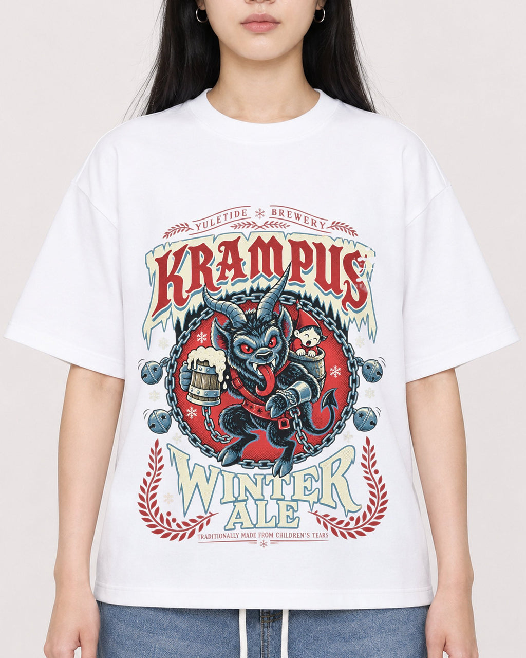 Mockup Boxy Heavyweight Tee White female close-up 01