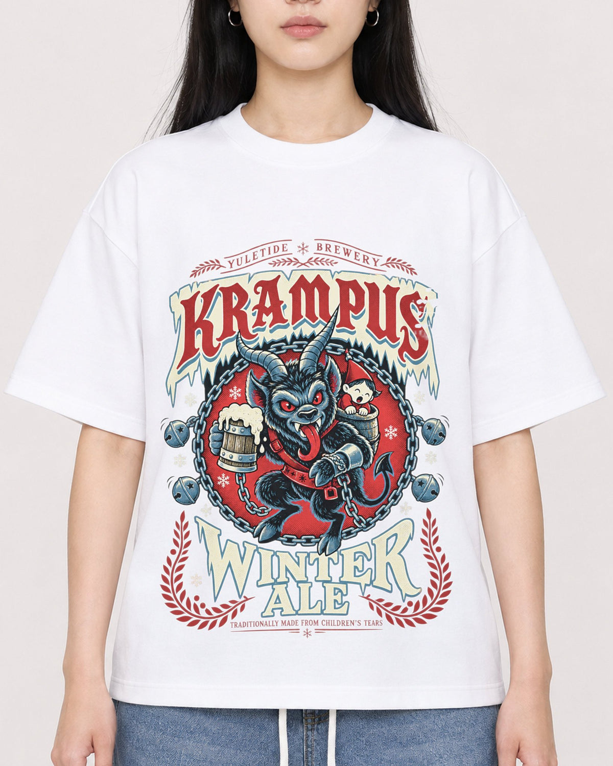 Mockup Boxy Heavyweight Tee White female close-up 01