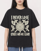 Mockup Boxy Heavyweight Tee Black female close-up 01
