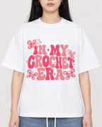 Mockup Boxy Heavyweight Tee White female close-up 01
