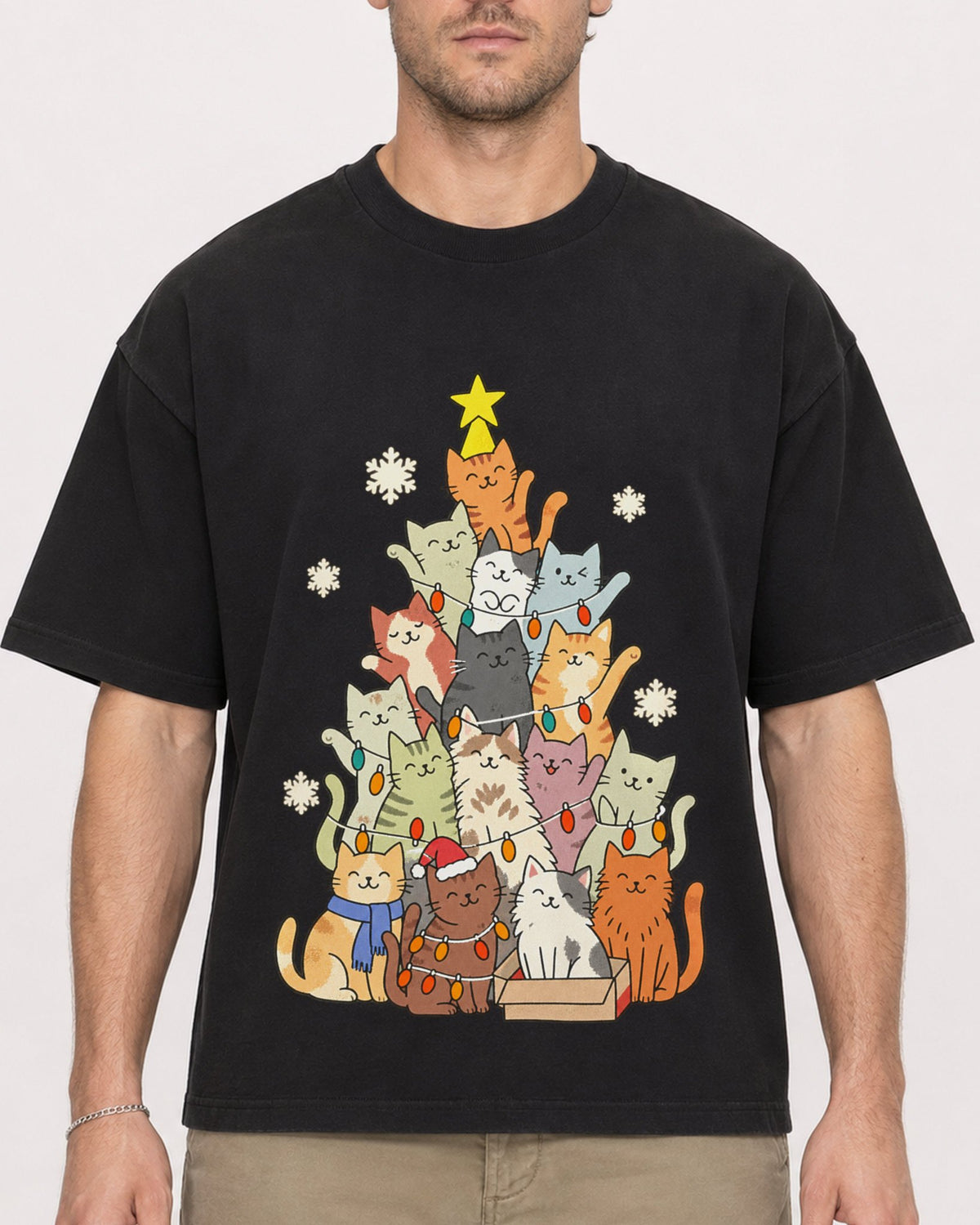 Mockup Boxy Heavyweight Tee Black male close-up 08
