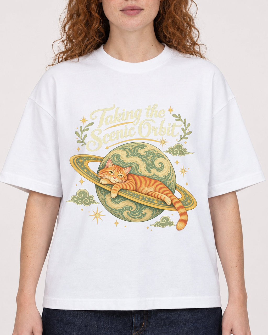 Mockup Boxy Heavyweight Tee White female close-up 09