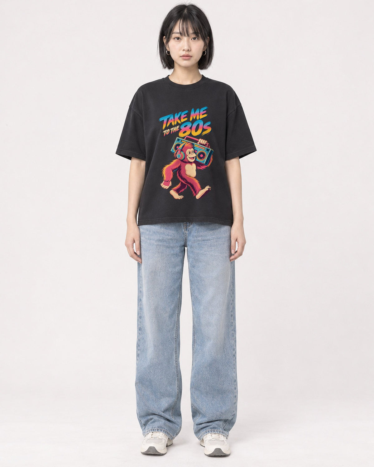 Mockup Boxy Heavyweight Tee Black female full-body 11