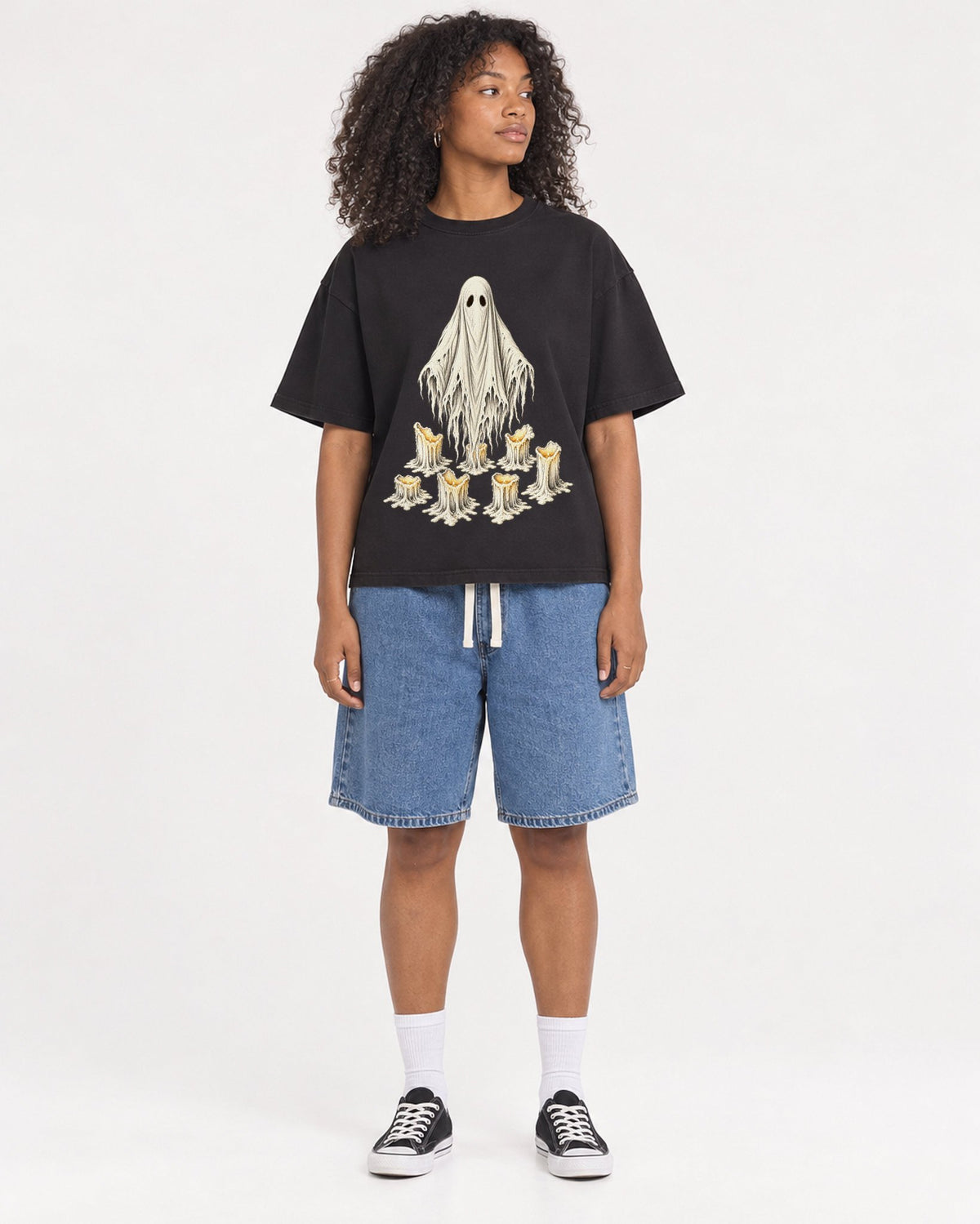 Mockup Boxy Heavyweight Tee Black female full-body 05