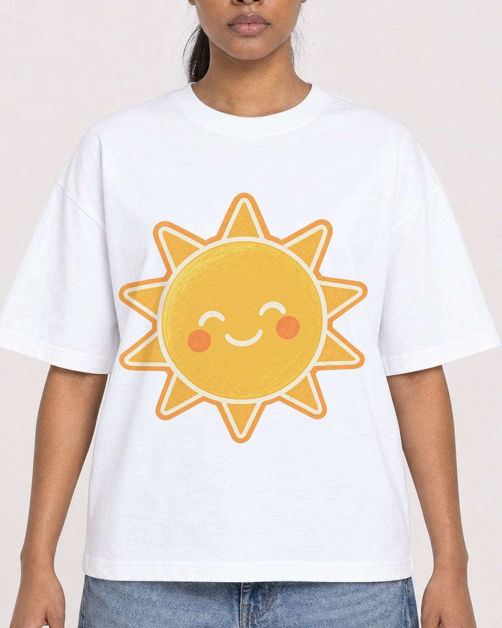 Mockup Boxy Heavyweight Tee White female close-up 25