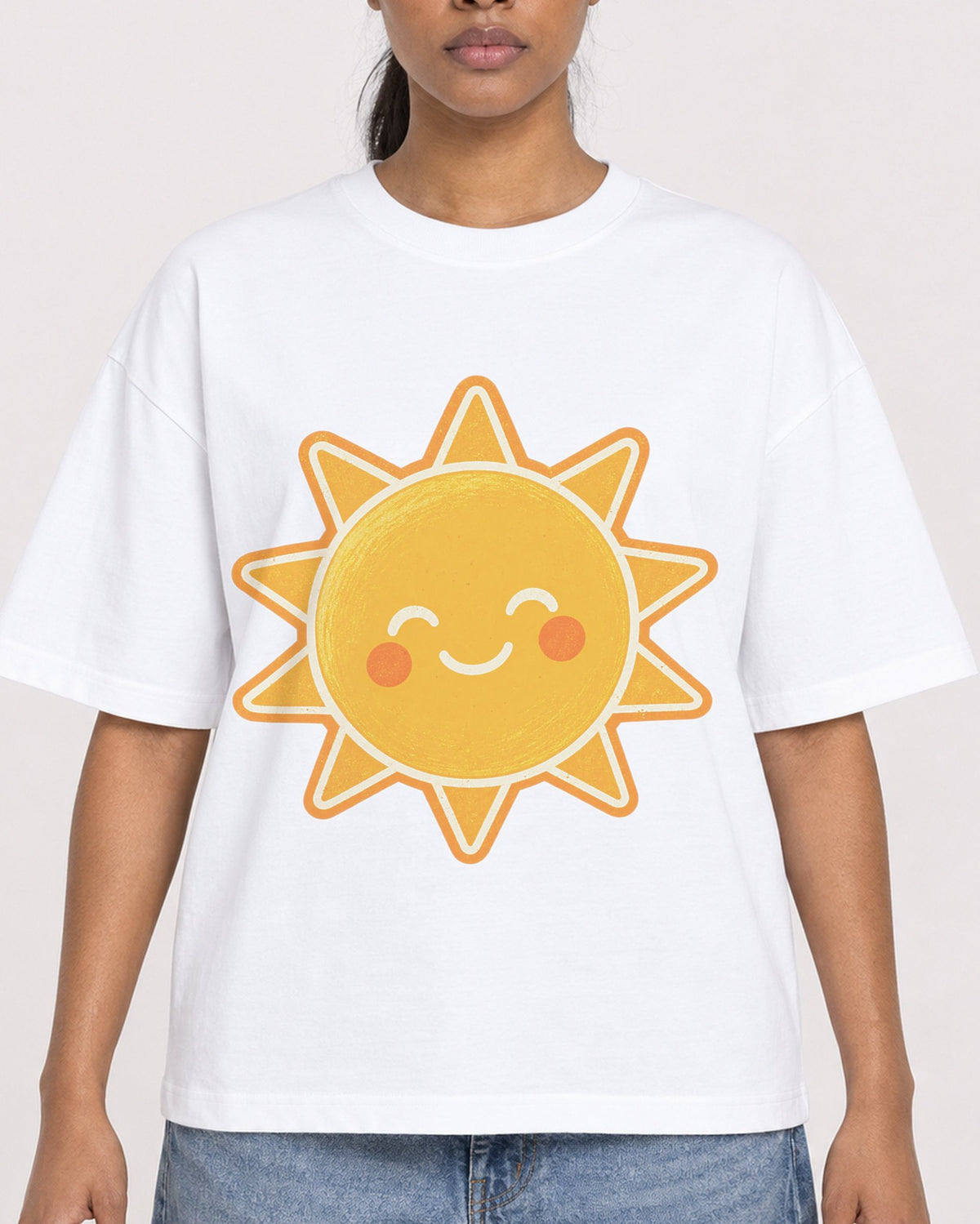 Mockup Boxy Heavyweight Tee White female close-up 25