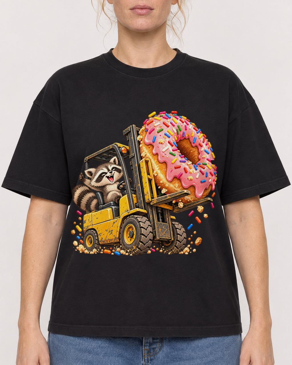 Mockup Boxy Heavyweight Tee Black female close-up 28