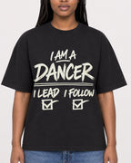 Mockup Boxy Heavyweight Tee Black female close-up 04