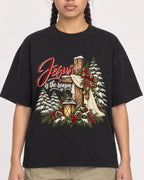 Mockup Boxy Heavyweight Tee Black female close-up 50