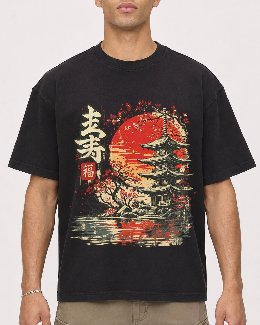 Mockup Boxy Heavyweight Tee Black male close-up 20