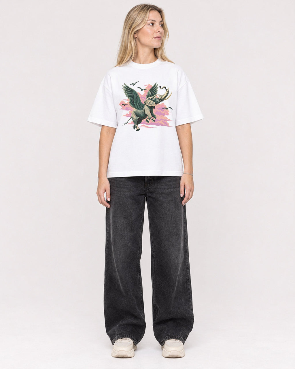 Mockup Boxy Heavyweight Tee White female full-body 08