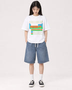 Mockup Boxy Heavyweight Tee White female full-body 01