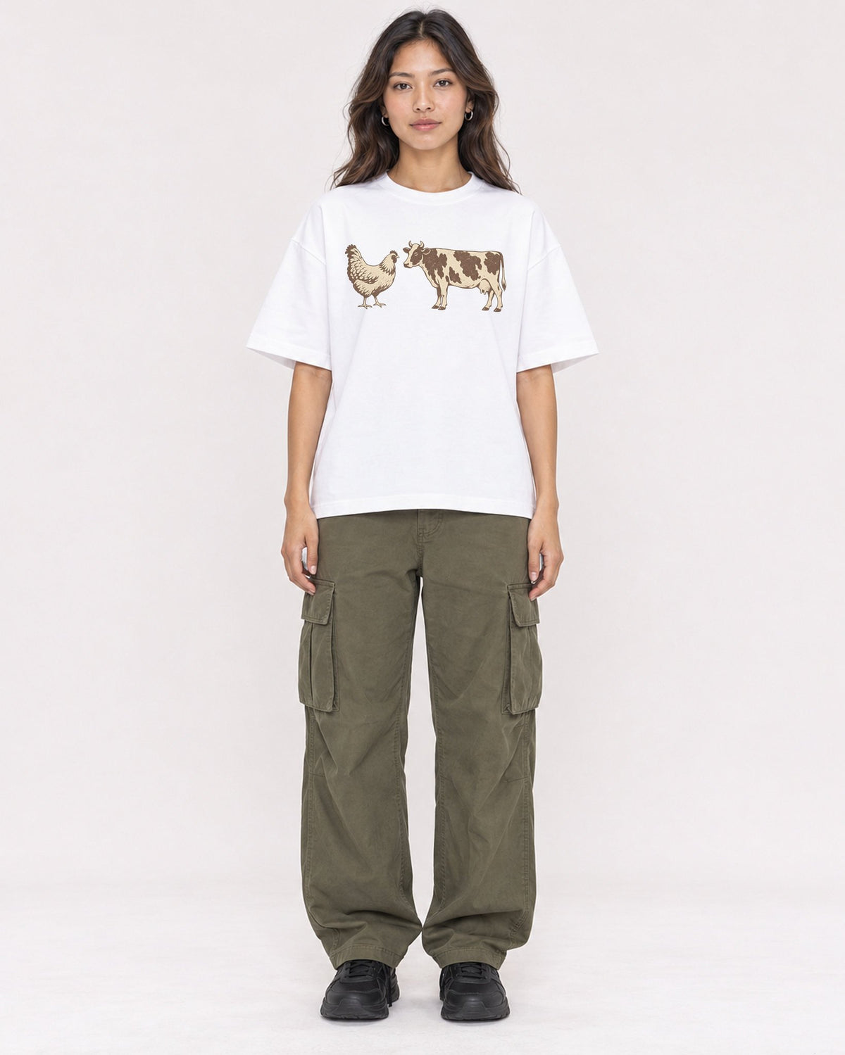 Mockup Boxy Heavyweight Tee White female full-body 02