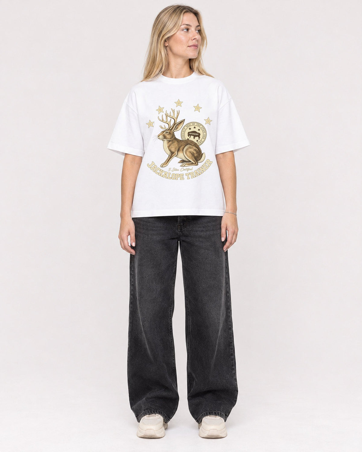 Mockup Boxy Heavyweight Tee White female full-body 08