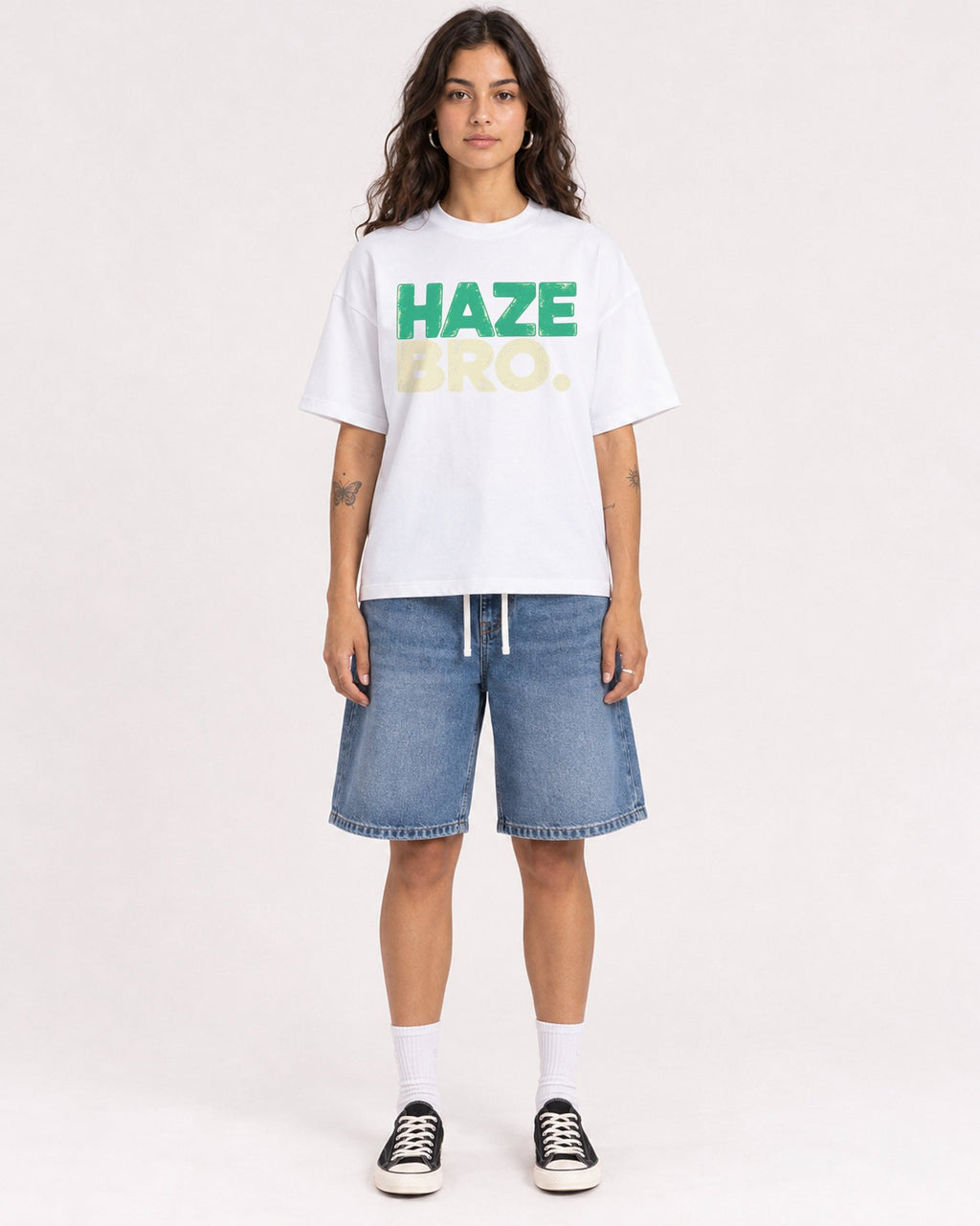 Mockup Boxy Heavyweight Tee White female full-body 06