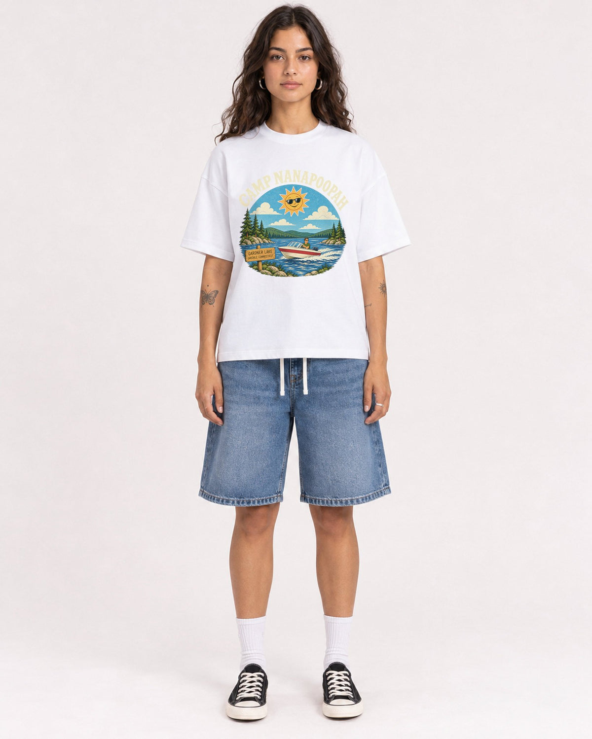 Mockup Boxy Heavyweight Tee White female full-body 06