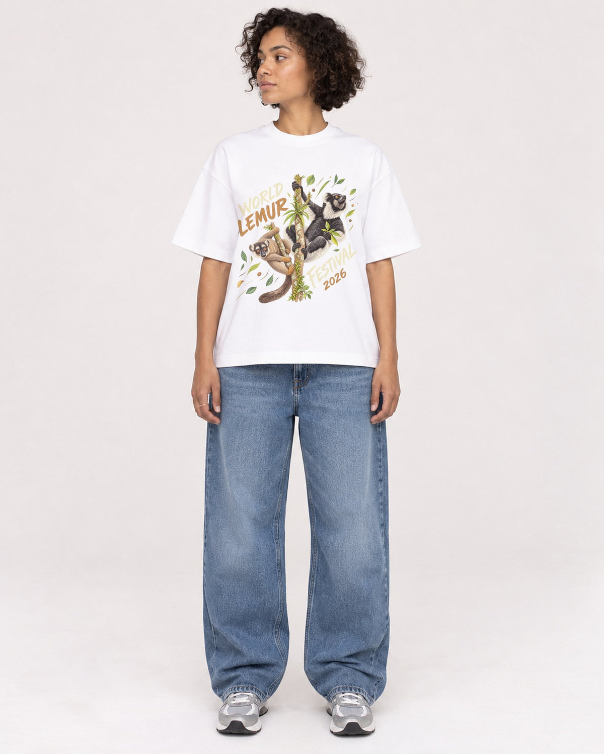 Mockup Boxy Heavyweight Tee White female full-body 40