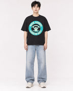Mockup Boxy Heavyweight Tee Black male full-body 01