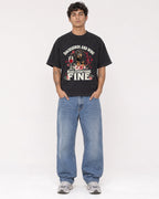 Mockup Boxy Heavyweight Tee Black male full-body 06