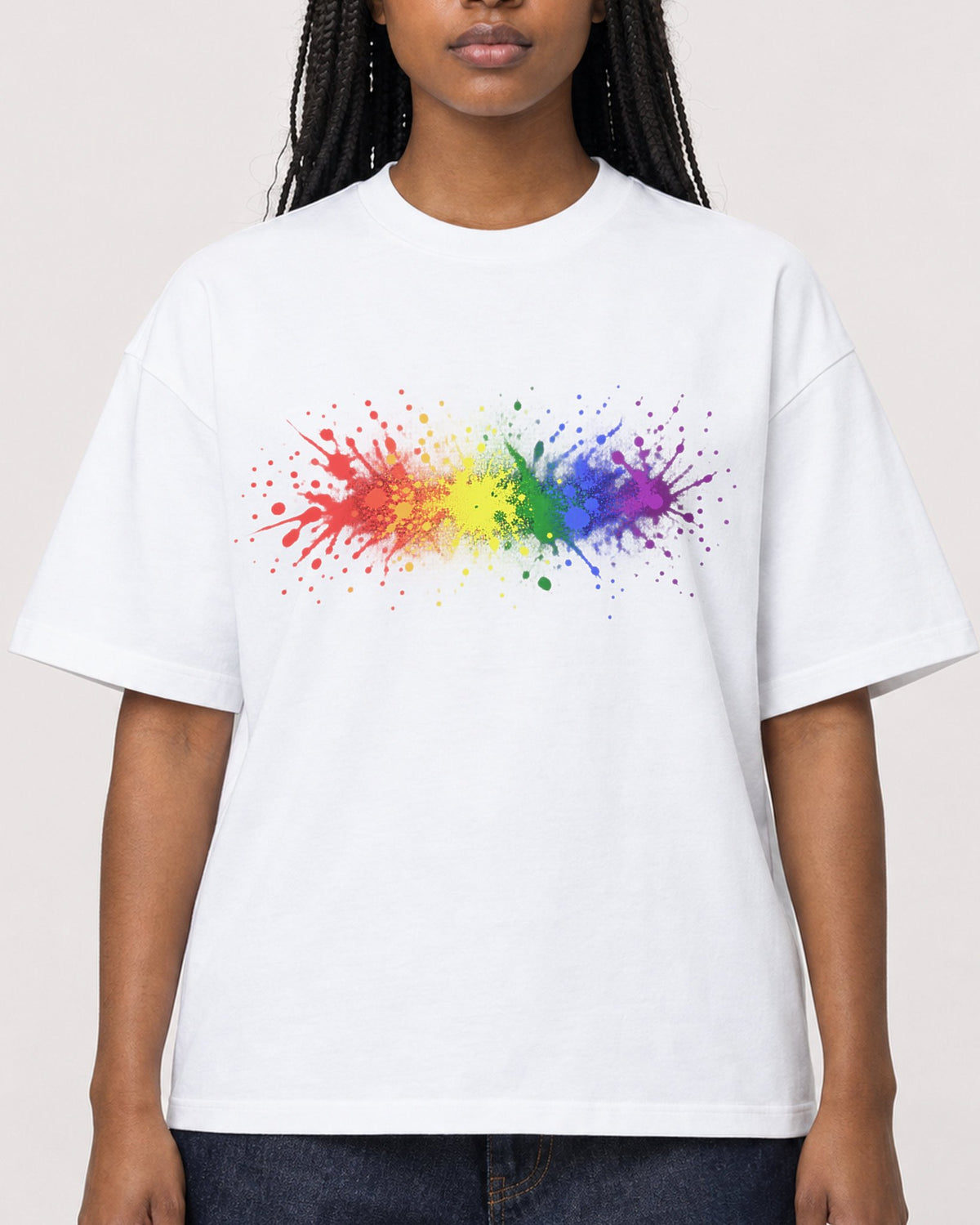 Mockup Boxy Heavyweight Tee White female close-up 04