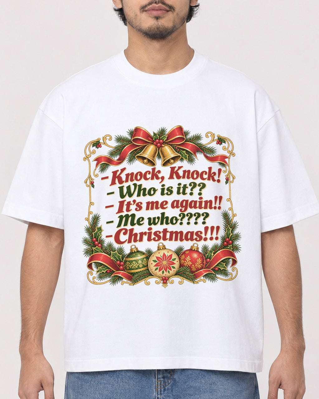 Mockup Boxy Heavyweight Tee White male close-up 02