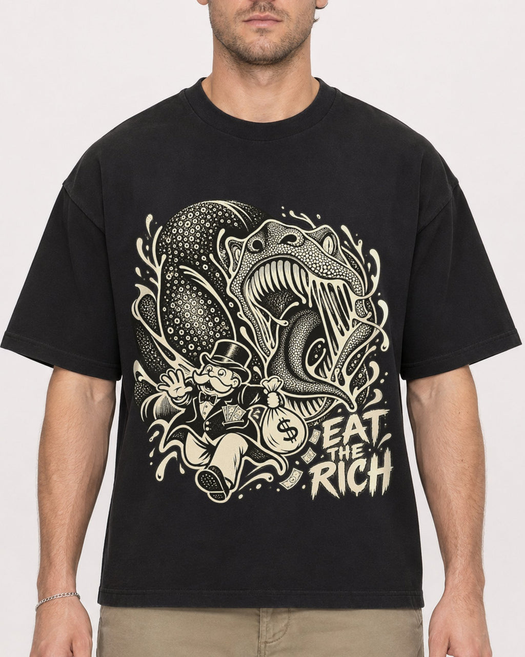 Mockup Boxy Heavyweight Tee Black male close-up 08