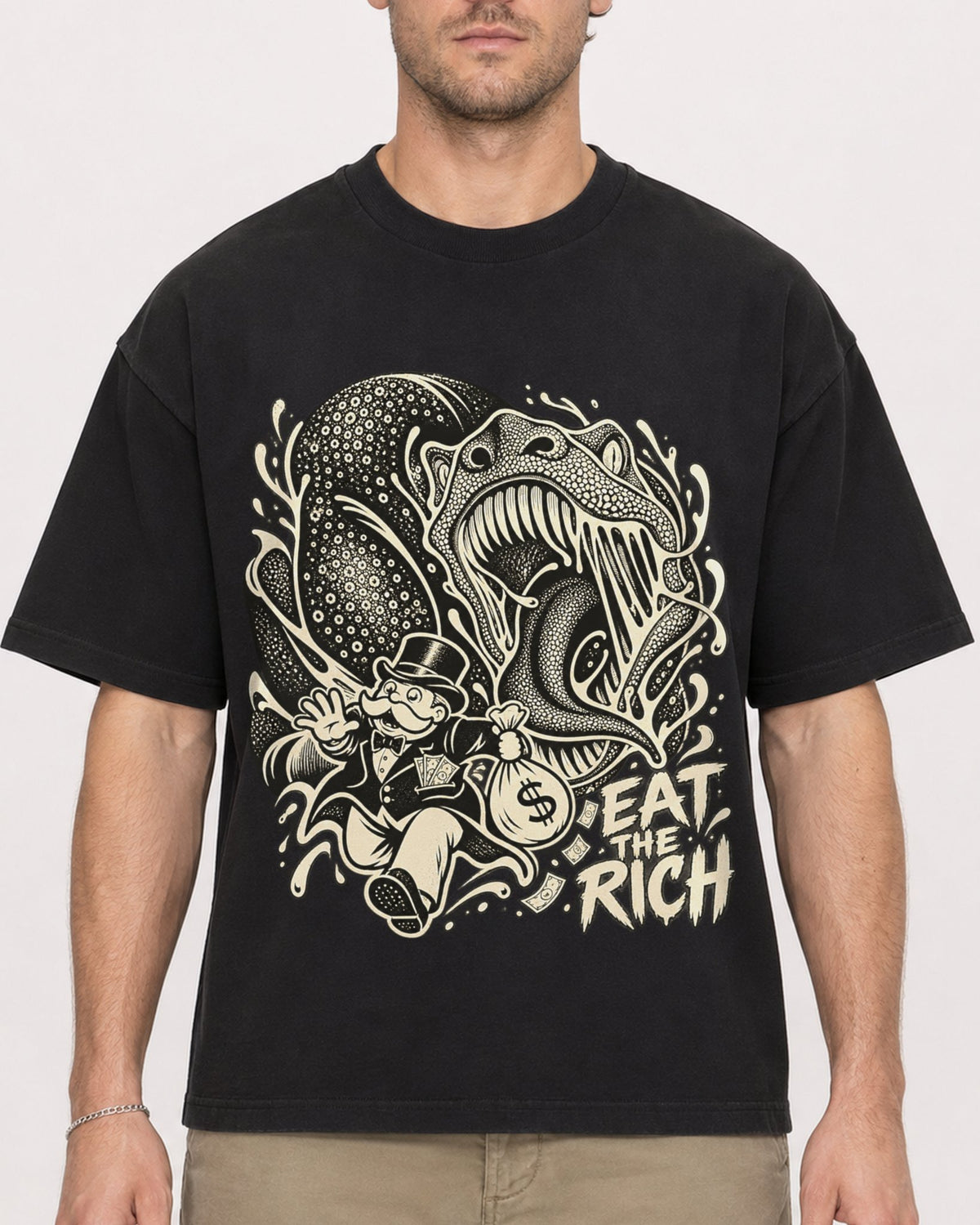 Mockup Boxy Heavyweight Tee Black male close-up 08