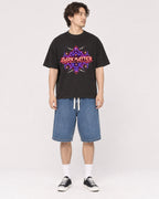Mockup Boxy Heavyweight Tee Black male full-body 03