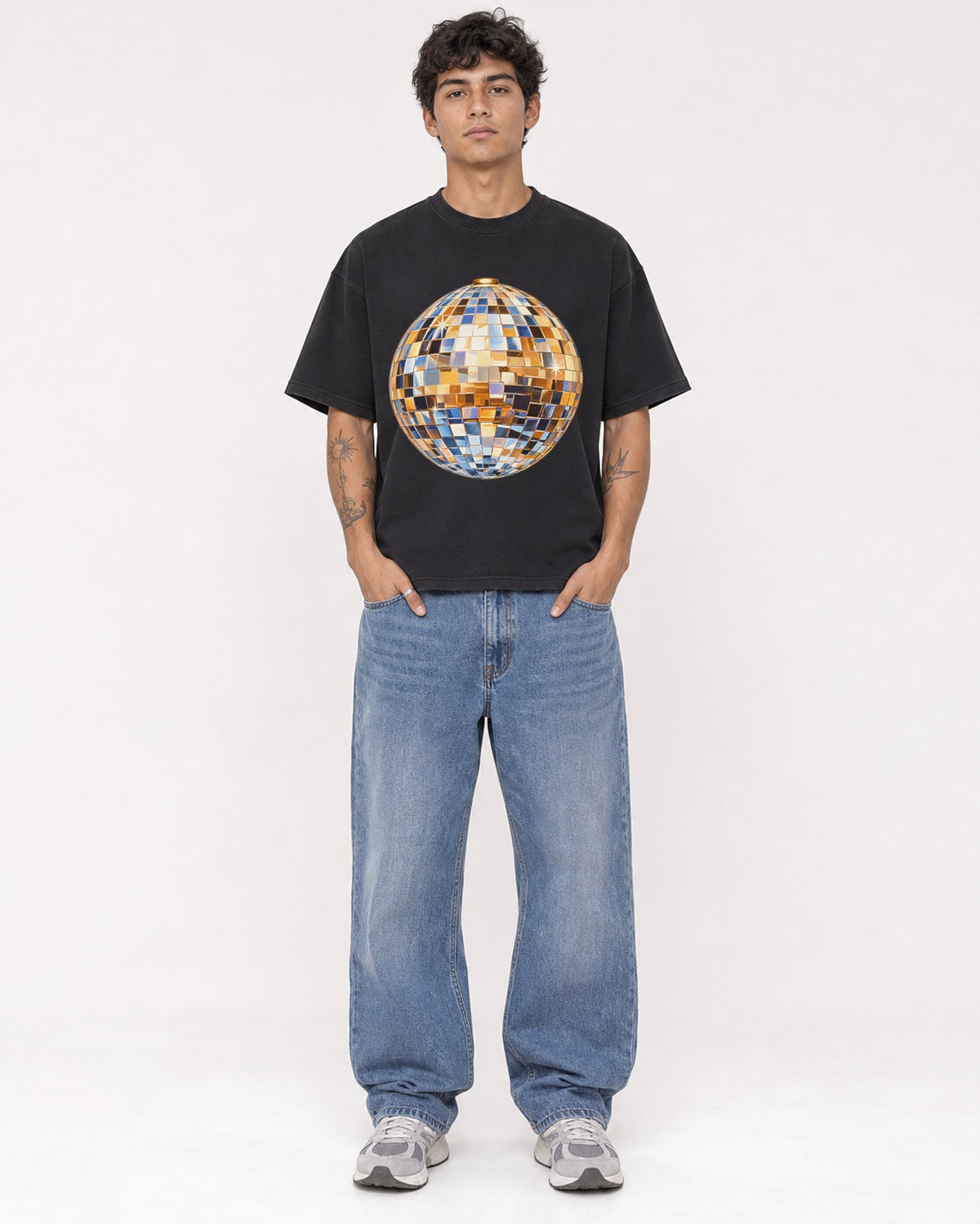 Mockup Boxy Heavyweight Tee Black male full-body 06