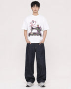 Mockup Boxy Heavyweight Tee White male full-body 01