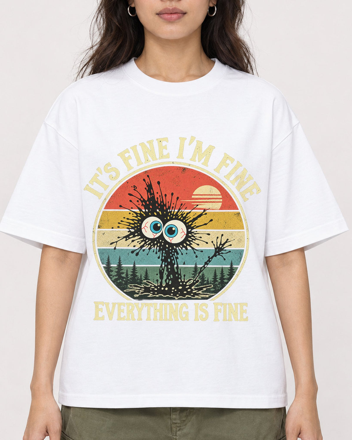 Mockup Boxy Heavyweight Tee White female close-up 02