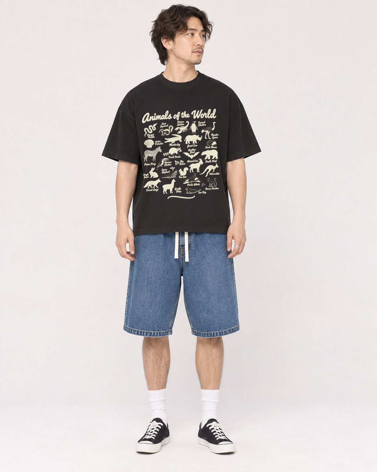 Mockup Boxy Heavyweight Tee Black male full-body 03